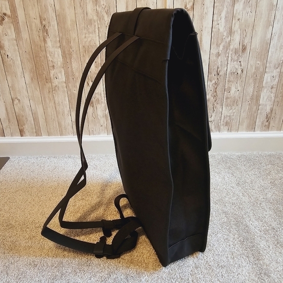 Azzaro Backpack - Picture 5 of 7